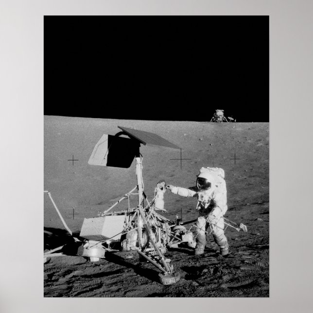 Póster Apollo 12 Módulo Astronauta e Lunar na Lua (Frente)
