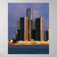 Arranha-céus pela água em Detroit 3