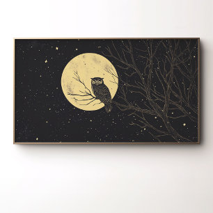 Poster Arte de Coruja Vintage sob um Céu Iluminado pela L