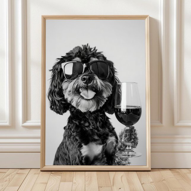Poster Arte de Parede Cavapoo Preto e Marrom Bebendo Vinh (Criador carregado)