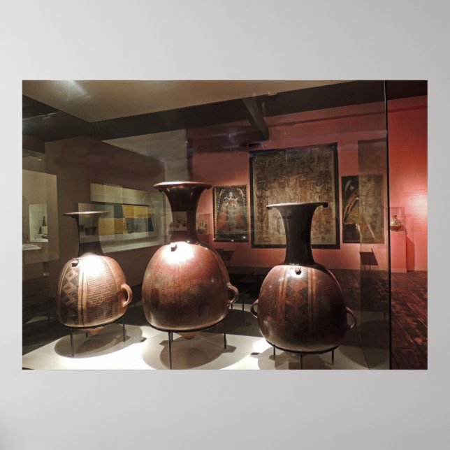Póster Artefatos Antigos em Museu Peruano (Frente)