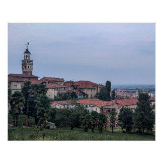 Póster Árvores e edifícios na cidade contra o céu