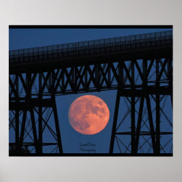 Poster Ascensão de lua sob a ponte Walkway
