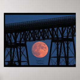 Poster Ascensão de lua sob a ponte Walkway