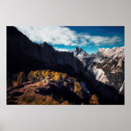 Poster Assustador das montanhas