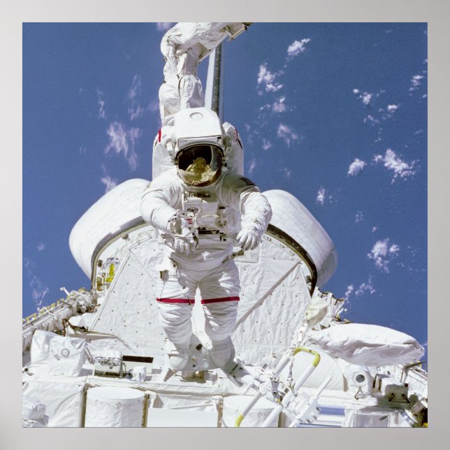 Póster Astronauta conectado ao sistema de manipulador rem (Frente)