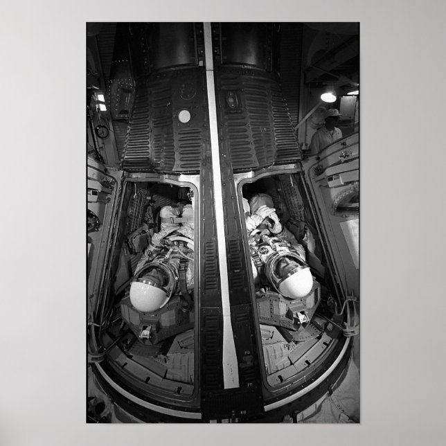 Póster Astronautas inseridos na cápsula de Gemini 4 (Frente)