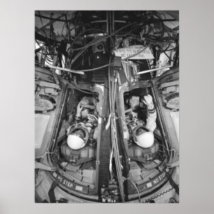 Poster Astronautas inseridos na nave espacial Gemini 6A