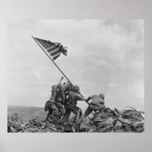Poster Aumentando a bandeira americana em Iwo Jima (1945)
