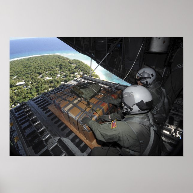 Póster Aviões empurram uma palete de mercadorias doadas (Frente)