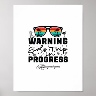 Poster Aviso Viagem de Meninas em Andamento Férias Albuqu