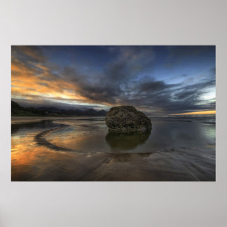 Póster Baixo curso de Cannon Beach no Oceano Pacífico Ore