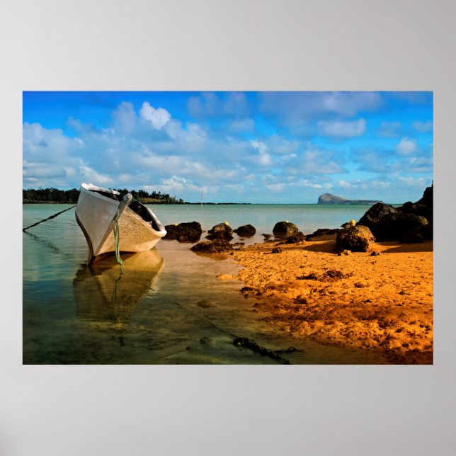 Poster Barco De Pesca Na Praia Maurícia Com Islet (Frente)