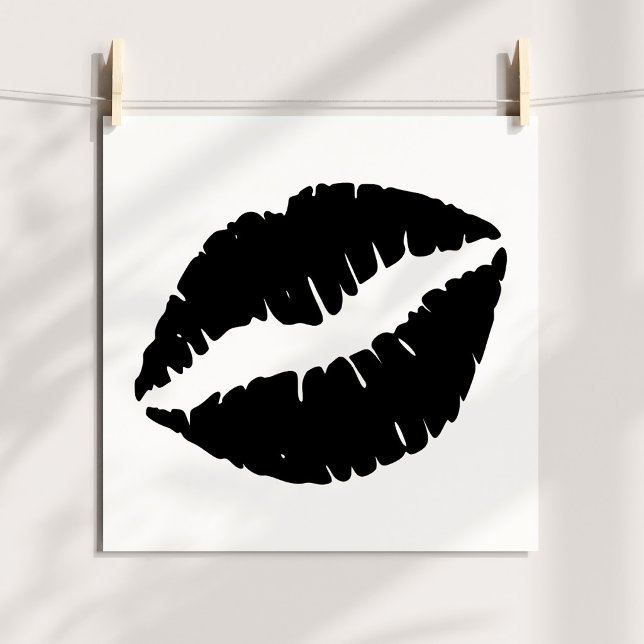 Póster Beijo de batom branco e preto (White and Black Lipstick Kiss Poster)