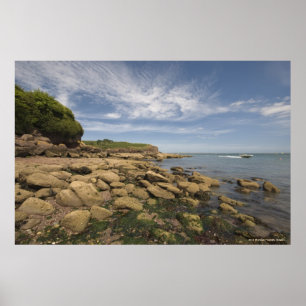 Póster Beira-mar rochoso com viagem do Motorboat