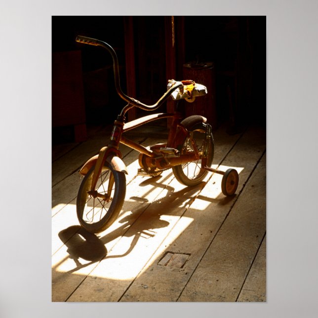 Póster Bicicleta infantil no antigo moinho de grãos (Frente)