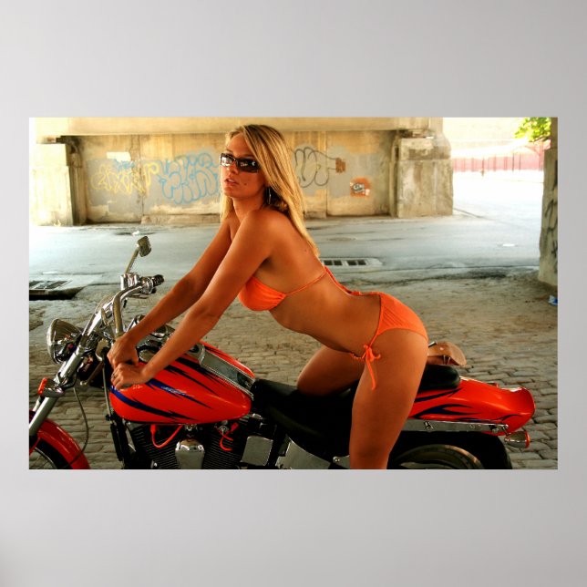 Poster Biker Babe loura em um Bikini (Frente)