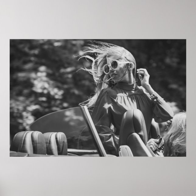 Poster Bonito mulher no carro conversível (Frente)