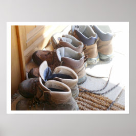 Poster Botas de Itinerância Vinculadas Fora da Porta da C