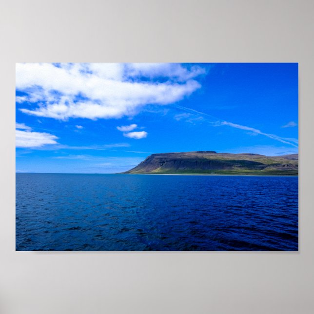 Poster Brown Cliff perto do mar (Frente)