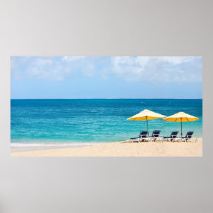 Póster Cadeiras de Lounge na praia oceânica