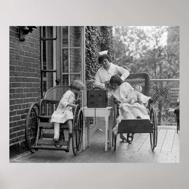 Poster Cadeiras de rodas mais velhas, 1920 (Frente)