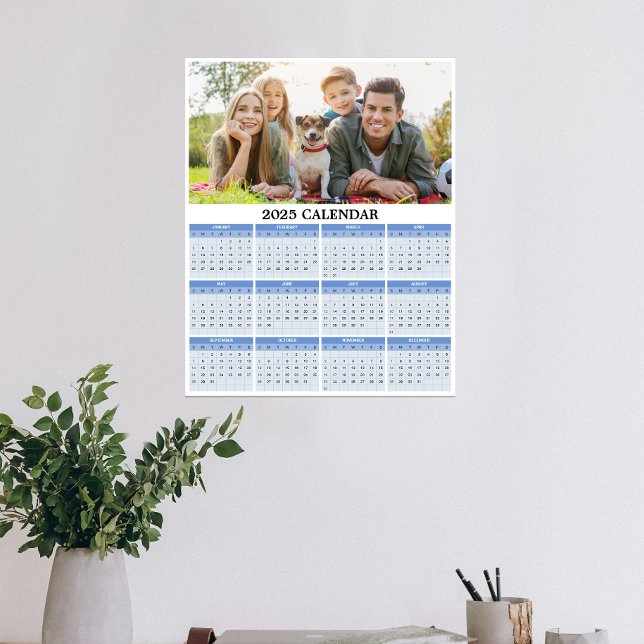 Poster Calendário Personalizado 2025 (Personalize 2025 with our custom photo calendar poster—display a favorite photo and stay organized.)