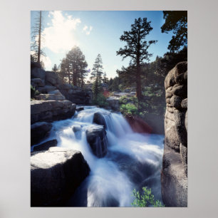 Póster Califórnia, Montanhas da Sierra Nevada, Uma cachoe