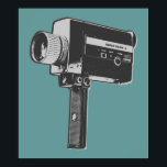 Poster Câmara para filmes do Pop Art Super 8<br><div class="desc">Nos anos 50 e 60, a super câmera de 8 filmes produziu filmes domésticos para famílias em todos os lugares. O design da Super 8 Movie Camera recebeu um tratamento de pop e está nas cores de cinzas e preto. Se você é um cineasta ou ama filmes e vídeos de...</div>