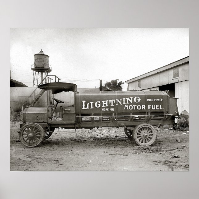 Poster Caminhão de Combustível Motorizado Lightning, 1920 (Frente)