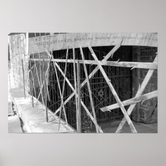 Póster campo de concentração de dachu 2