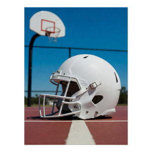Póster Capacete Branco de Futebol na Linha do Campo