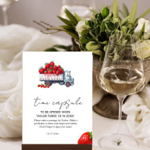 Cápsula de chá de fraldas de morango de aquarela