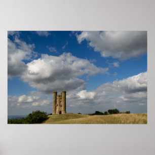 Póster Cartaz das nuvens sobre a Broadway Tower nos Cotsw