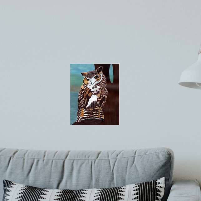 Poster Cartaz de Coruja Marrom e Branca (Pretty brown barn owl sitting in tree blue sky water background on art wall poster.)