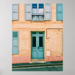 POSTER CASA COM JANELA ABERTA E PORTA FECHADA