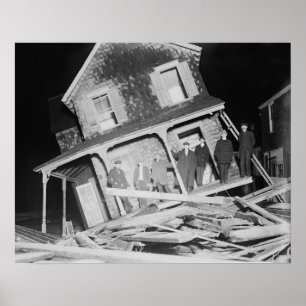 Póster Casa Danificada pela Tempestade, 1914. Foto Antiga