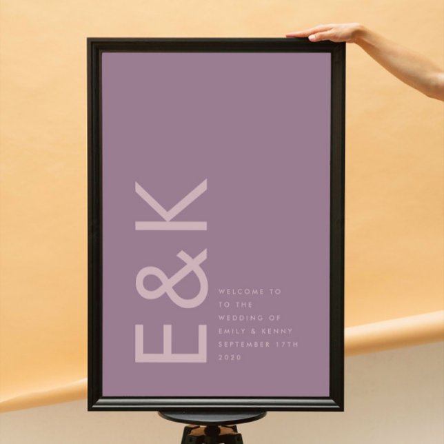Poster Casamento de Bold Monograma Moderno em Lilac Roxo (Criador carregado)