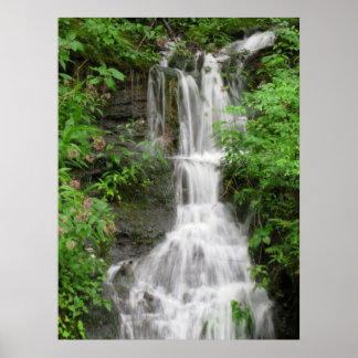 Póster Cascata nos montes de fumo