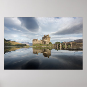 Poster Castelo de Eilean Donan com reflexo na Escócia