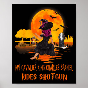 Poster Cavalier Anda de Espingarda Cachorro e Bruxa Engra