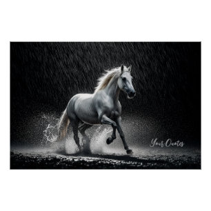 Póster Cavalo Branco Dramático Galopando na Chuva