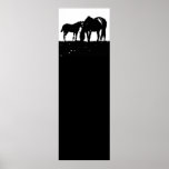 Poster Cavalos Brancos Pretos Silhuettes Pop Art<br><div class="desc">Silhuetas de Cavalos Pretos e Brancos - Silhuetas de Cavalo BW / Cavalos de Arte Pop - Animais de Fazenda / Estilo de Cômputo Digital Trabalho de arte de Arte Pop - Desenho Digital de Cavalo de Arte Pop / Impressões de Desenho</div>