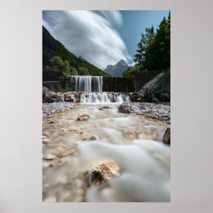 Poster Cenário impressionante no vale de Krnica, Eslovê
