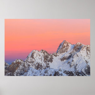 Poster Céu de sol brilhante e montanhas de neve