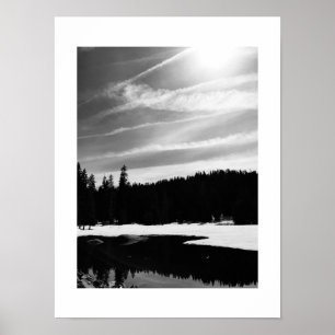 Poster congelado da floresta do lago winter -