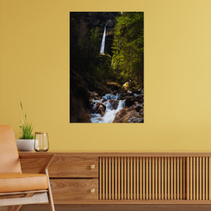 Poster Conto de fadas mágico na cachoeira Peričnik, Eslov