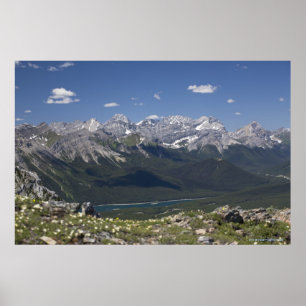 Poster Cordilheira e lago sobre de uma montanha