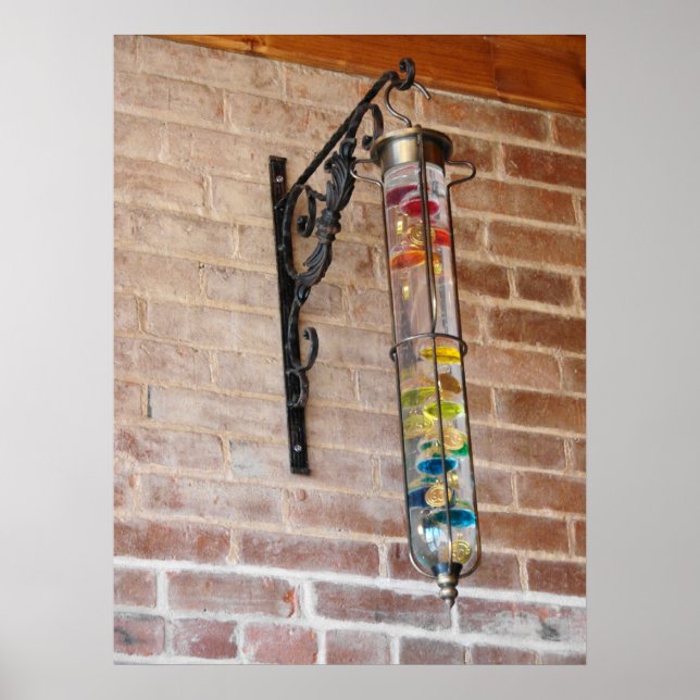 Póster Cores Em Uma Parede De Tijolos (Frente)