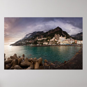 Póster Costa pitoresca de Amalfi, cidade do beira-mar de